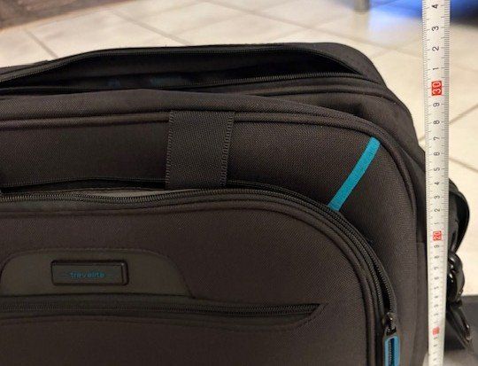 Borse: Laptoptasche, 42x32 cm – Nuovo e nell'imballaggio originale da Würenlingen venduto da Delfinli1 3