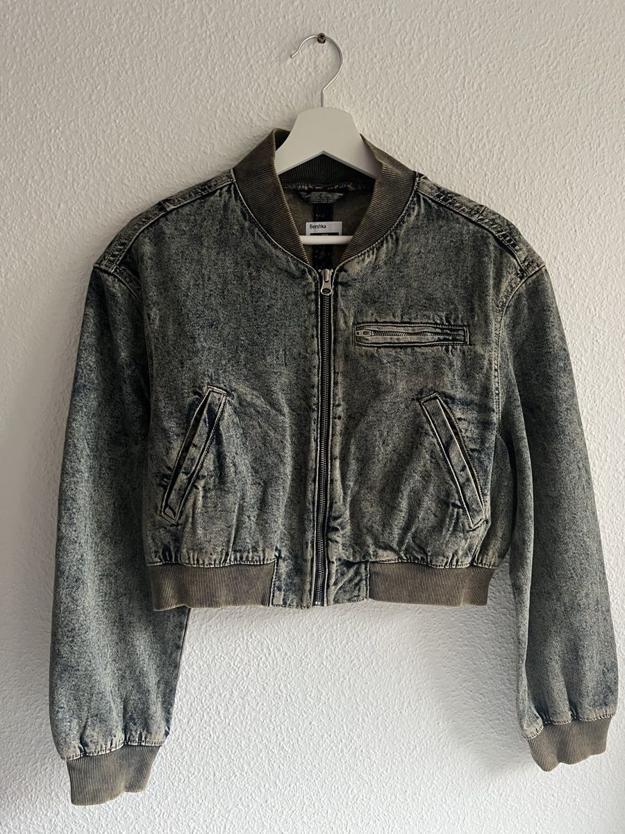 Bershka Giacche: Bershka Jacke – Nuovo (secondo la descrizione) da Horgen venduto da Anicaaa