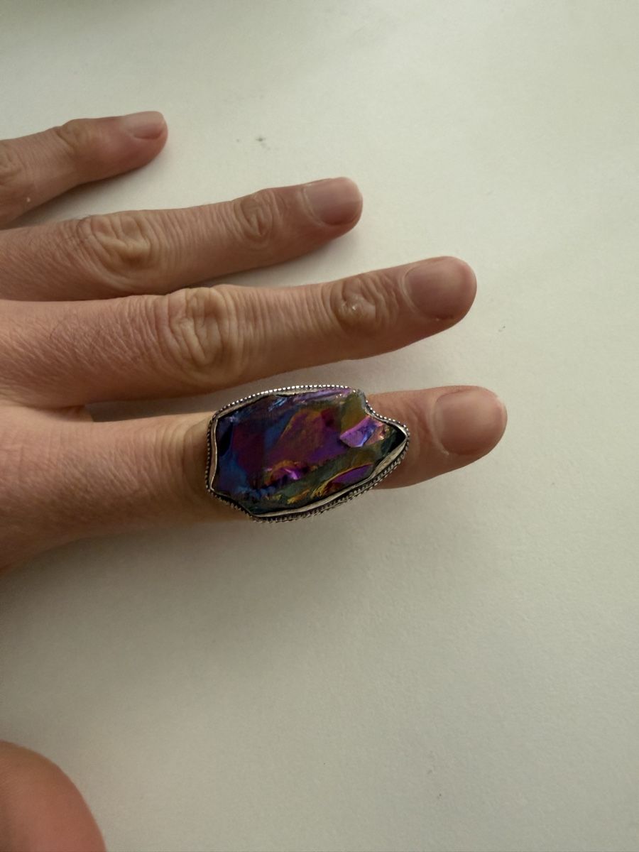 Ringe: Beautiful ring with multicoloured stone – Gebraucht aus Vevey von say_c25m
