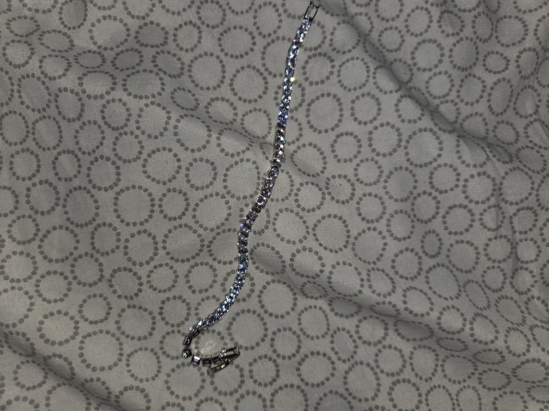 Bracciali & Braccialetti: Armband mit steine – Nuovo (secondo la descrizione) da Schlieren venduto da adr_8dnq 1