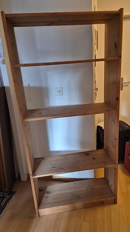 Scaffali: Holzgestell/Bücherregal – Usato da Zürich venduto da Lector8