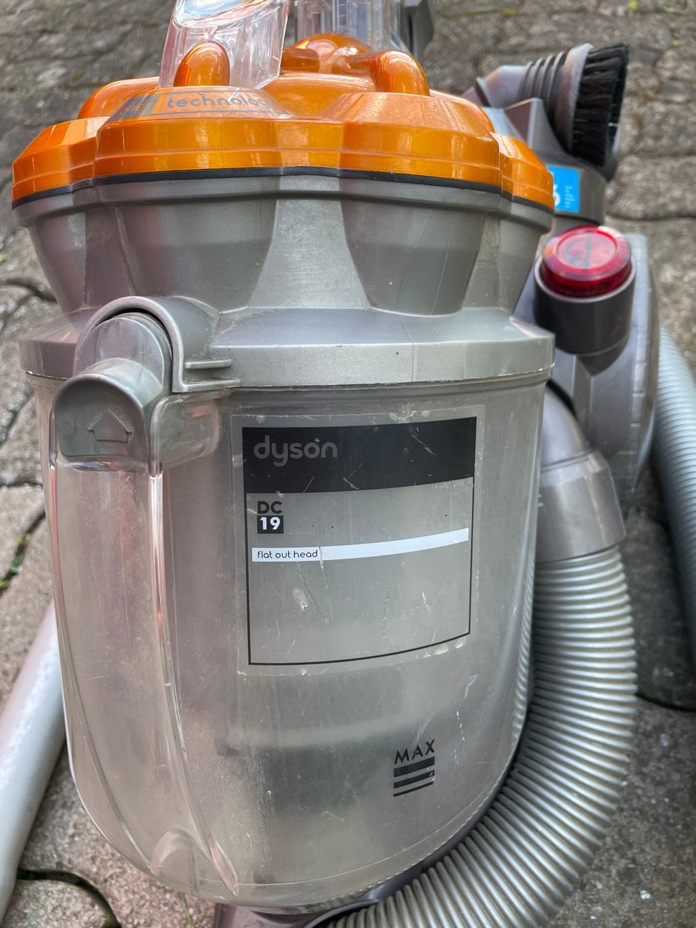 Dyson Staubsauger & Zubehör: Staubsauger DYSON DC19, Schlittensauger – Gebraucht aus Biberstein von Klingklang 4