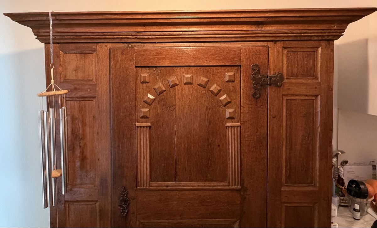 Armoires: Antiker Bauernschrank Eiche – D'occasion à Basel par Lithoklast 1