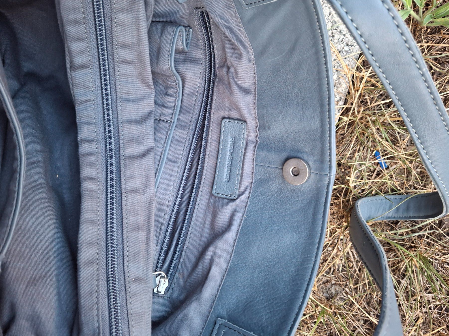 FredsBruder Sacs femmes: Handtasche von FREDs BRUDER – D'occasion à Unterägeri par spo_2kjh 2