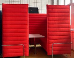 Vitra Alcove Cabin rot