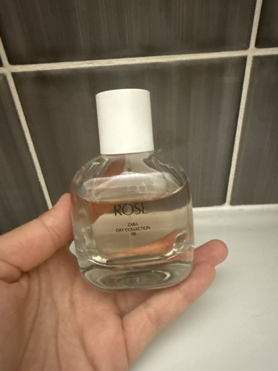 Zara Parfum & Eau de Toilette: Parfum Rose - Zara  – Neu (gemäss Beschreibung) aus Cartigny von Kelly.11 3