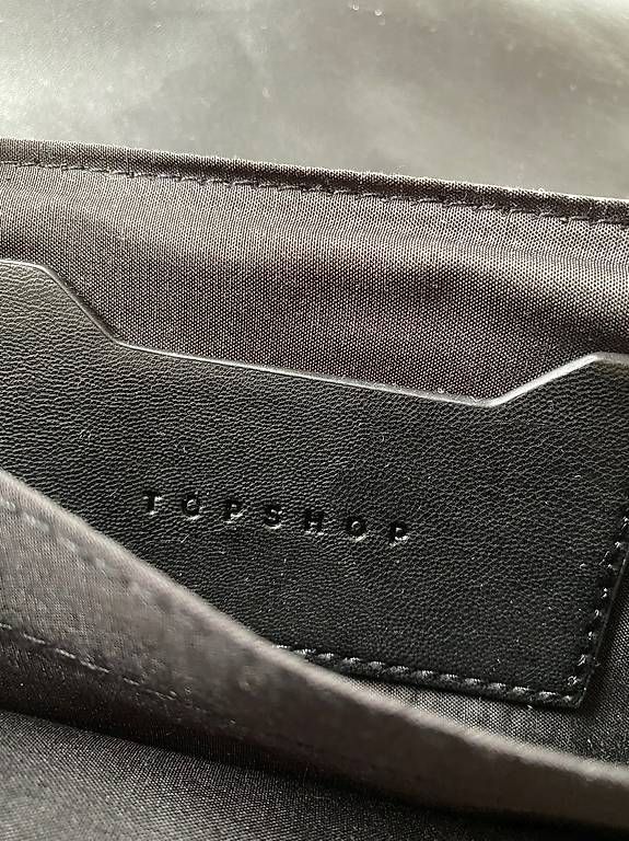 Borse da donna: Schwarze Tasche – Usato da Luzern venduto da jul_p6fj 2