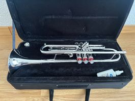 Getzen Capri versillbert inkl. Koffer. / Frisch aufbereitet!