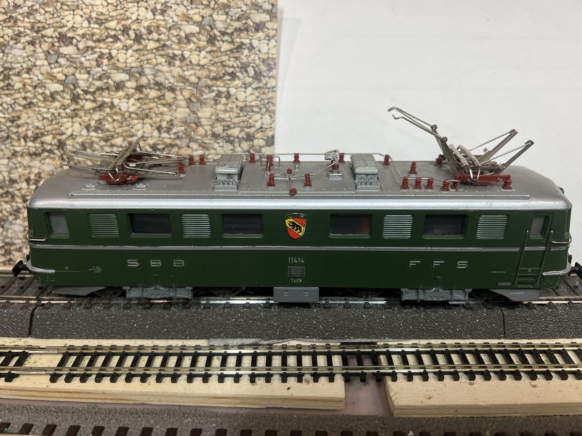 Märklin Modellini di ferrovie: Märklin SBB Ae 6/6 – Usato da Dübendorf venduto da Troggy 4