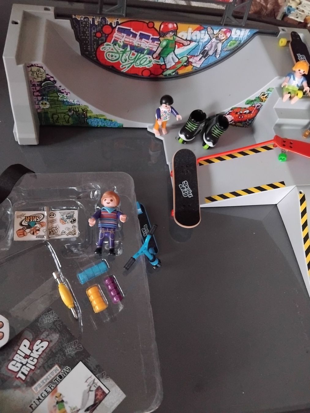 Playmobil Spielzeuge: Playmobil 4414 Skaterpark Halfpipe – Gebraucht aus Rorschach von kristys 4