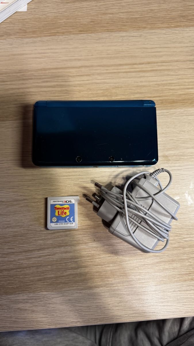 Nintendo Console: Nintendo 3ds + Tomodachi Life – Usato da Oschwand venduto da pinguin075 2