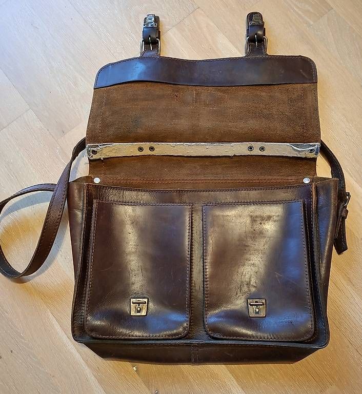 Koffer & Taschen: Klassische Ledertasche Ledermappe Retrostyle – Gebraucht aus Uetendorf von Ladouce 2