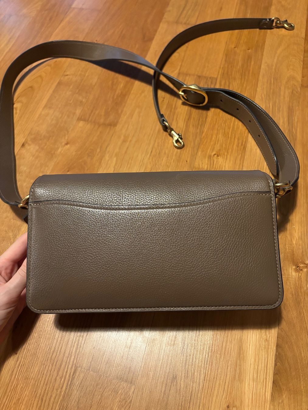Coach Borse da donna: COACH PEBBLE TABBY - Handtasche - dark stone – Usato da Lenzburg venduto da ang_ly5t 2
