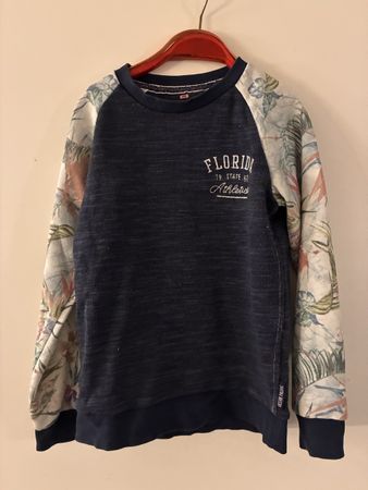 schöner Pullover Gr. 134/140, WE