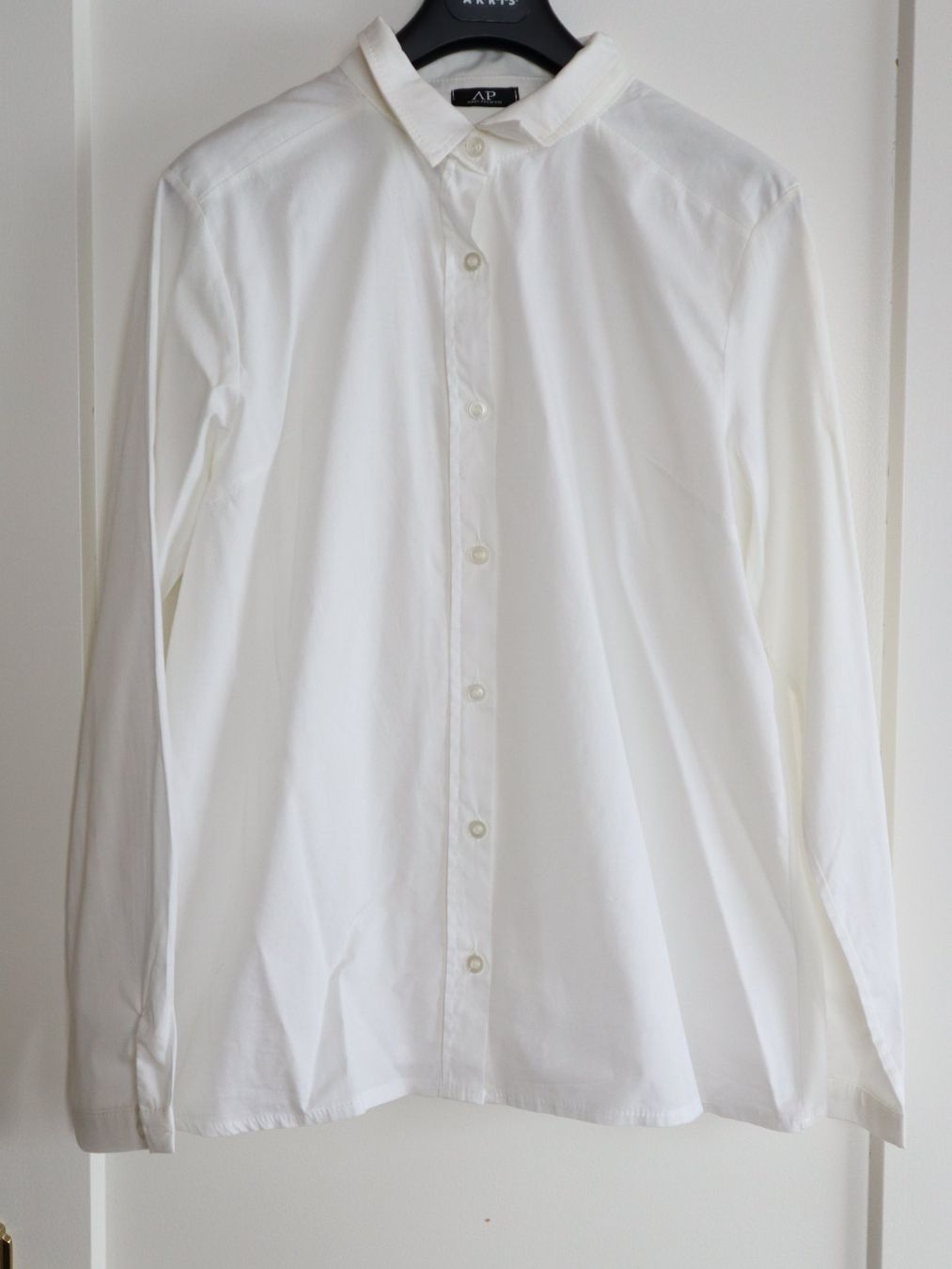 Avant Premiere Blusen: schöne Bluse, Avant Premier, M / 40, weiss, elastisch – Neu (gemäss Beschreibung) aus Wattwil von diamant1 1