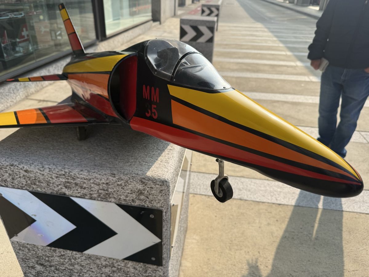 Modellismo RC: RC jet 108cm Airplane Bullet – Usato da Chiasso venduto da Carrara-Modellismo 3