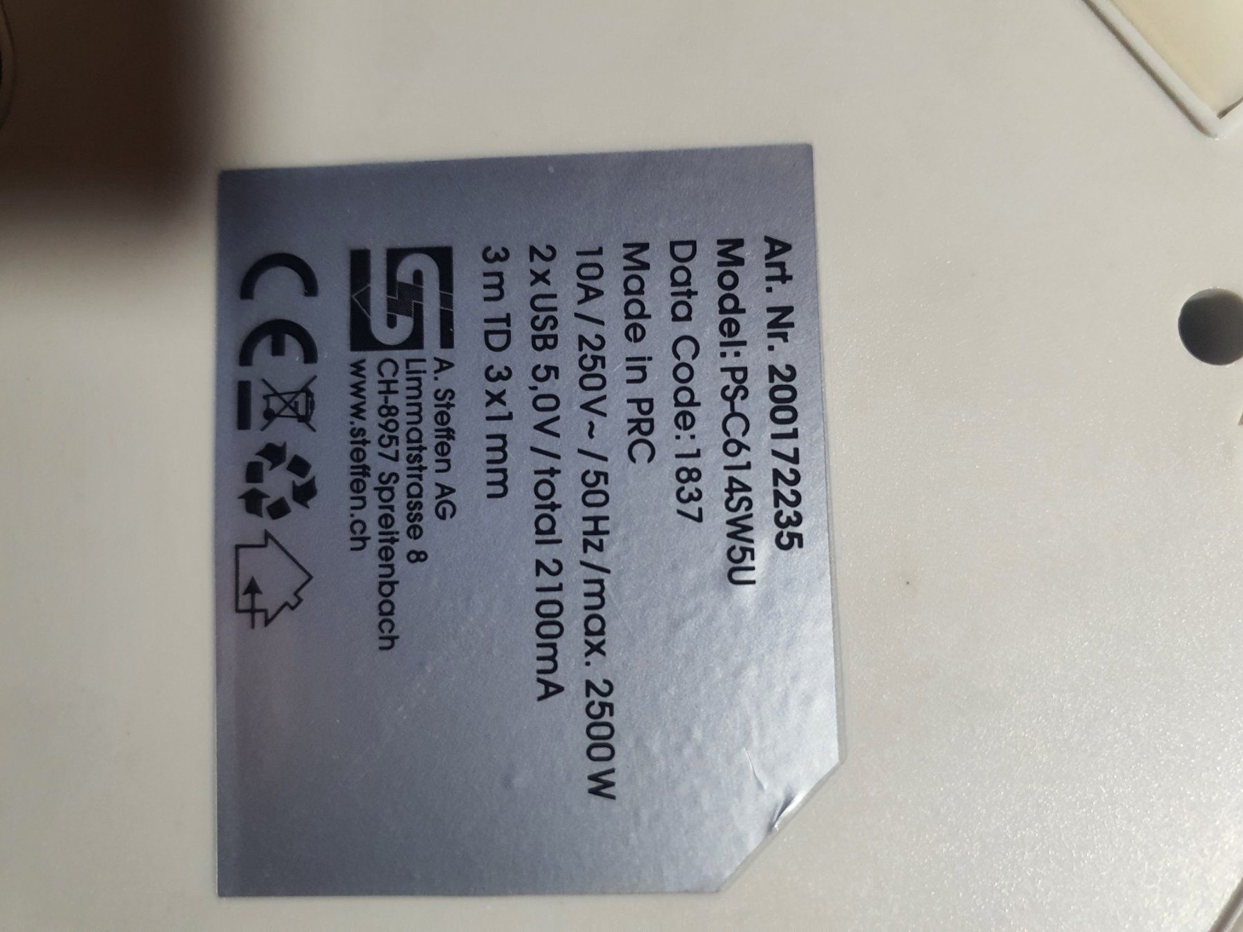 Fiches d'alim.: Steffen Krake 5fach Steckleiste mit 2 x USB – Neuf (Voir description) à Schachen LU par Dbd7 2