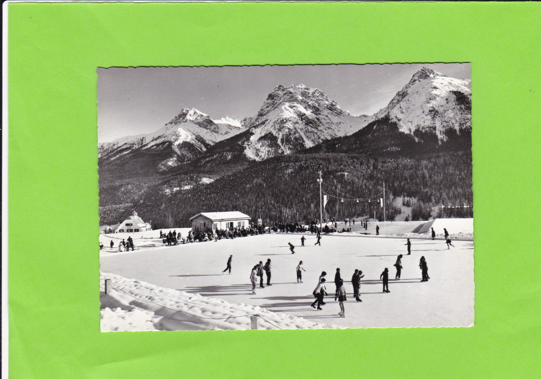 Cartoline postali: Eis und Curlingplatz Scuol – Usato da St. Peterzell venduto da neckertal