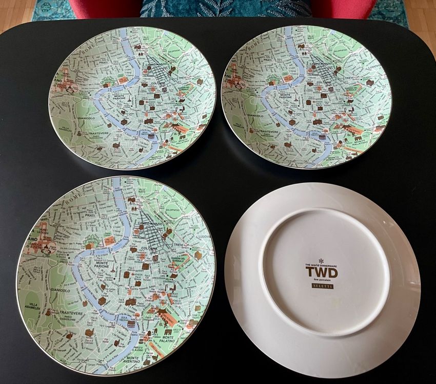 Seletti Teller: 4 Seletti TWD Speiseteller Stadtplan Rom, NW gold und grün – Neu (gemäss Beschreibung) aus Zürich von Popcorn-Vintage 1