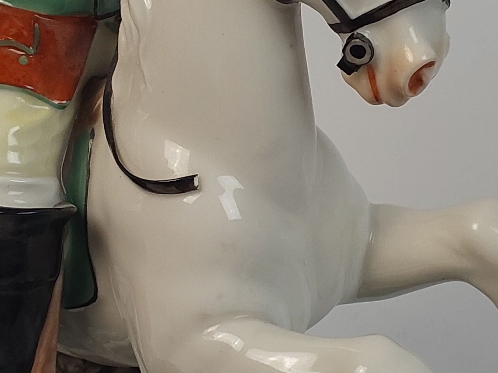 Statuette: Porzellanfigur Jäger zu Pferd – Usato da Luzern venduto da CaritasZentral 5