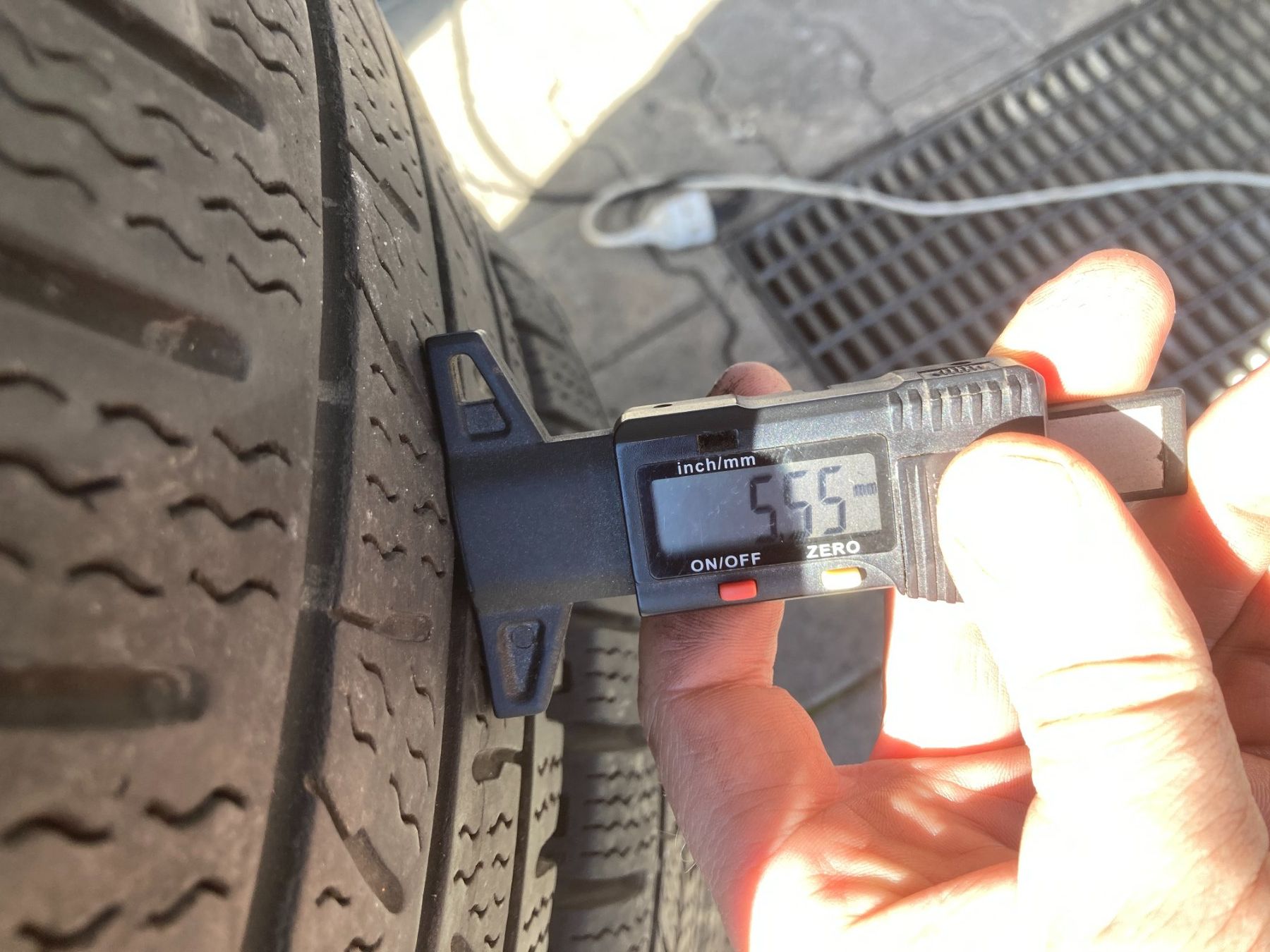Pirelli Pneumatici & Ruote complete: Iveco Daily Winterräder 225/65R16 – Usato da Cham venduto da WB2223 5