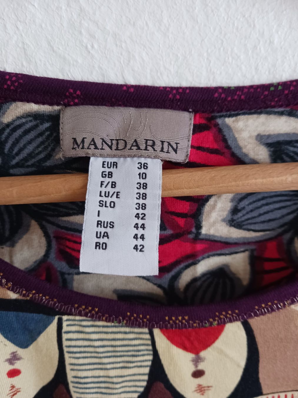 T-shirt: Shirt von Mandarin 36 – Usato da Riedholz venduto da bri_fr7s 1