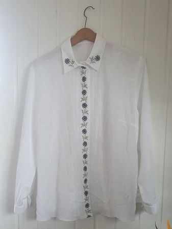 Damenhemd mit Blumenmuster ca. Gr. M/L
