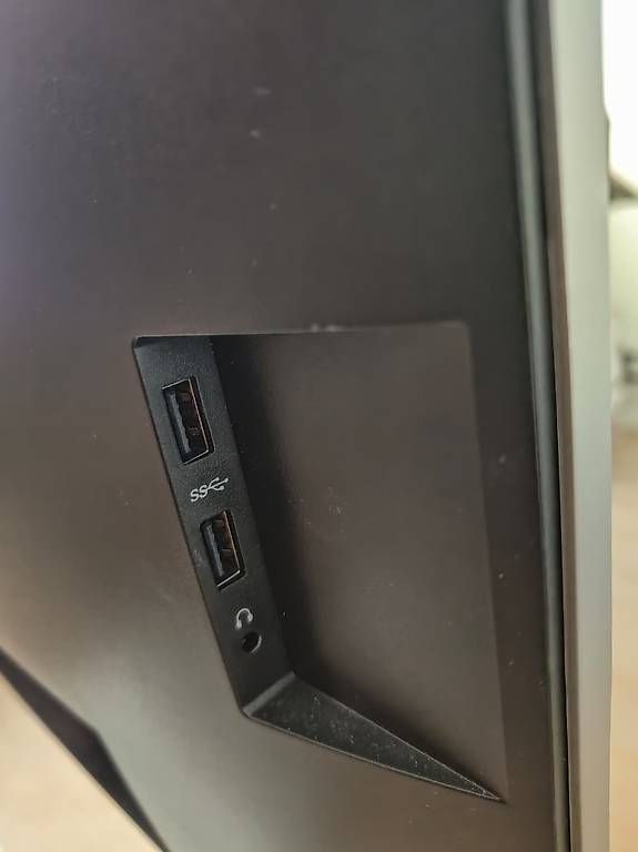Monitor: HP EliteDisplay E273m 27" Monitor mit Webcam – Usato da Basel venduto da zga_cll9 2