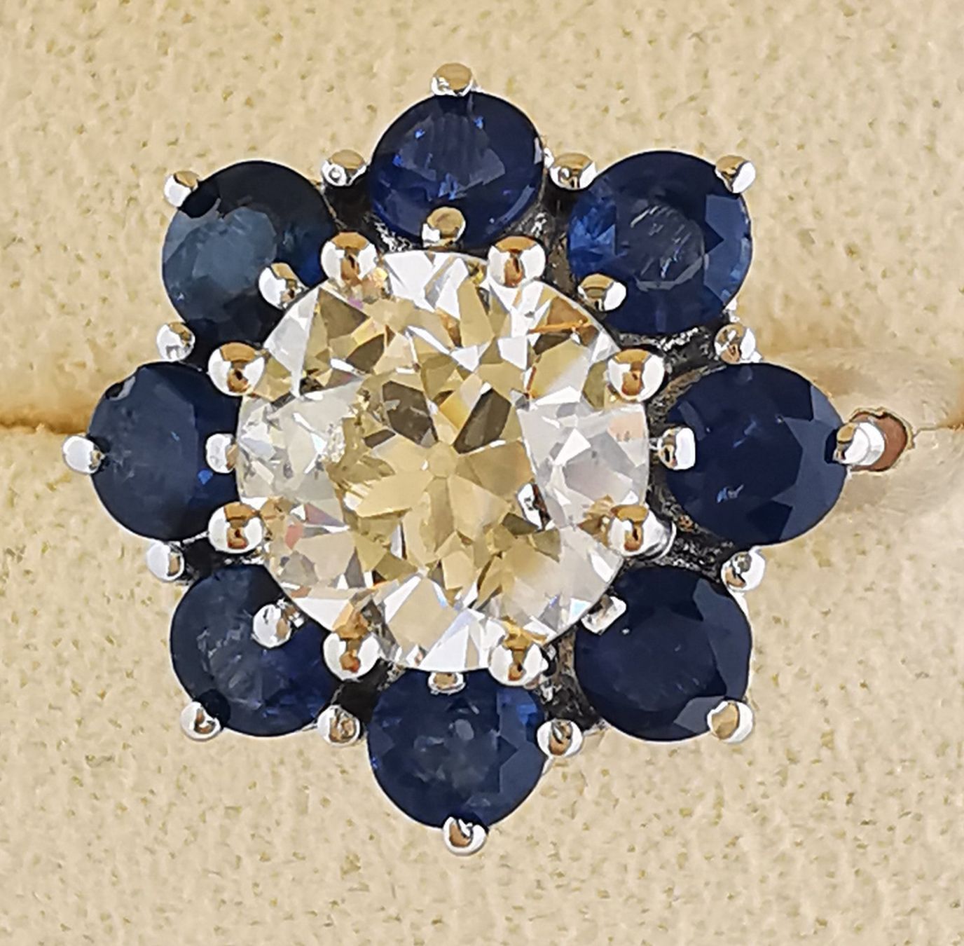 Anelli: Anello 18k con diamante e zaffiri – Nuovo (secondo la descrizione) da Brissago venduto da Kri_2k8j