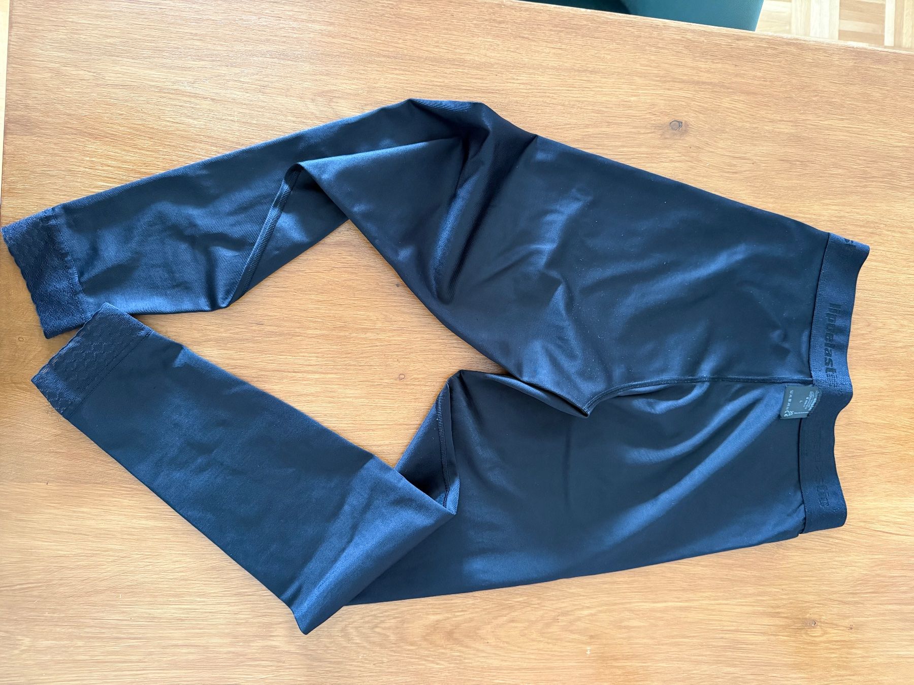 Leggings: Kompressionsleggins Post OP Lipo, Grösse L – Usato da Zürich venduto da JuliaBeuggert 2