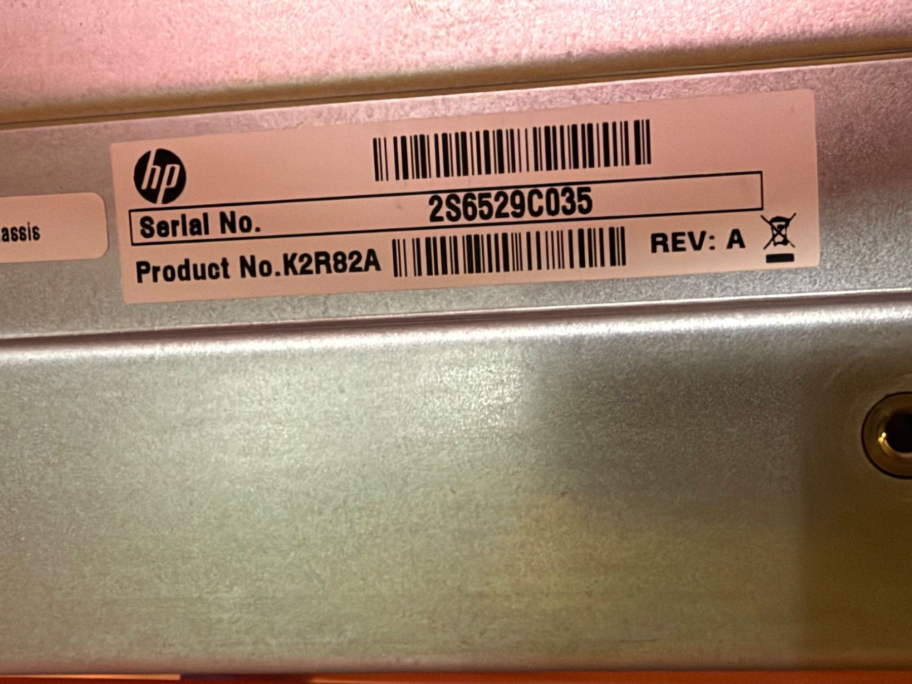Hewlett Packard Server: HP MSA 2040 ES LFF Chassis Storage Array K2R82A neuwertig – Usato da Rüdlingen venduto da svetlana_1 2
