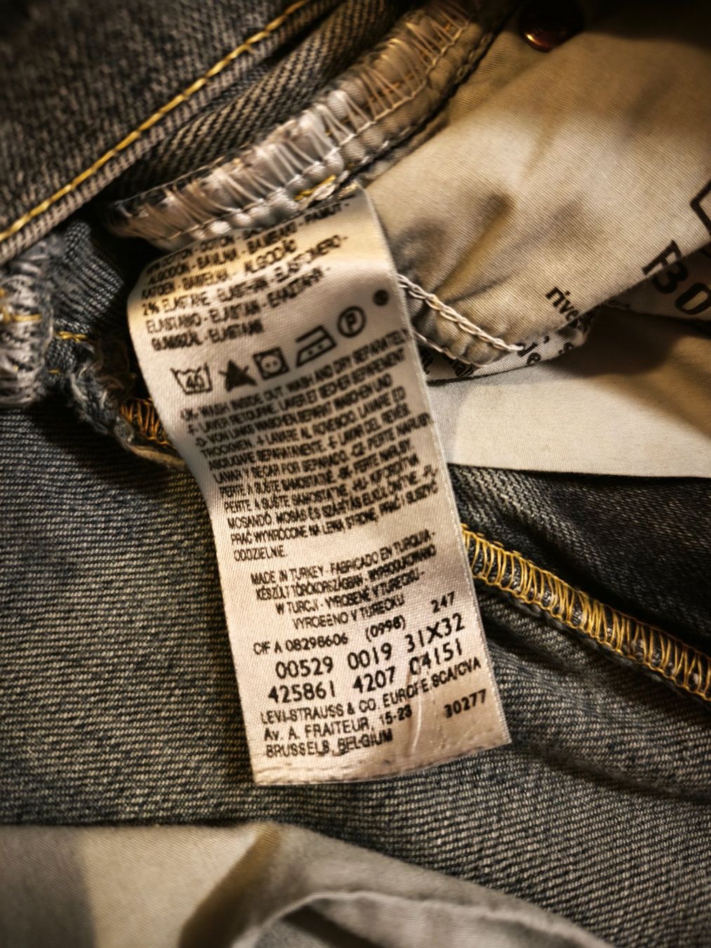 Levi's Jeans: Levi's Bootcut 529 W31 L32 – Gebraucht aus Zeglingen von Vanillacoke 5