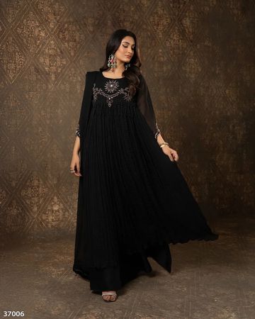 – Elegantes Chiffon-Kleid in Grösse M