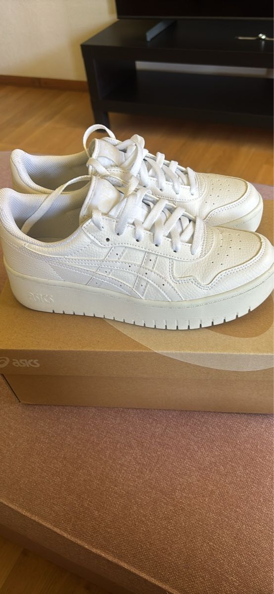 Asics Scarpe da donna: ASICS Japan SP EU 39,5 – Nuovo (secondo la descrizione) da Château-d'Oex venduto da rob_h8g8 1