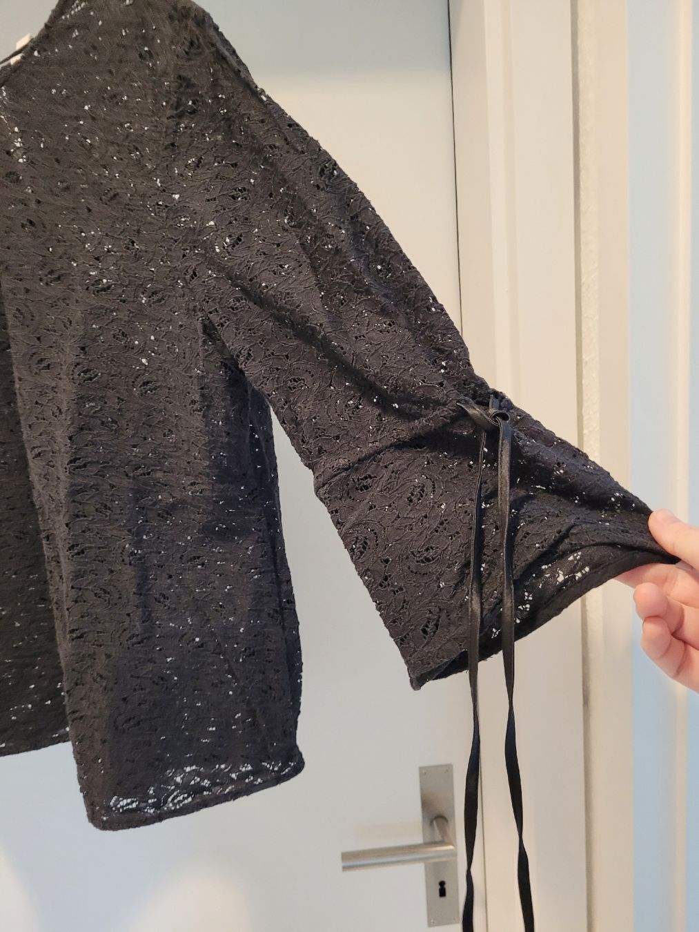Camicette: Bluse Schwarz, Grösse 44 – Usato da Bünzen venduto da Milly32 1