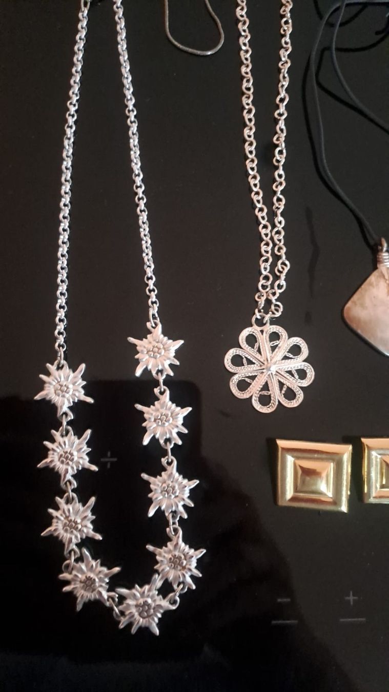 Swarovski Autres bijoux: Verschiedener Schmuck inkl Swarovski – D'occasion à Zollikon par andvon 2