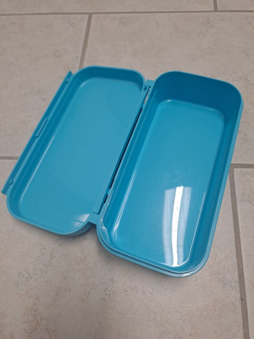 Tupperware Recipients et similaires: Box Tupperware – D'occasion à Wohlenschwil par lin_vx8g 1