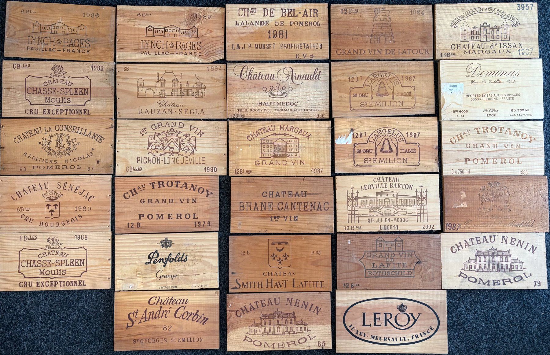 Articoli in legno: 28 Weinkisten-Holzbrettli – Usato da Brunnen venduto da Artemis53