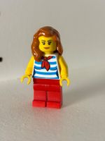 Lego figurine Beachgoer Figur