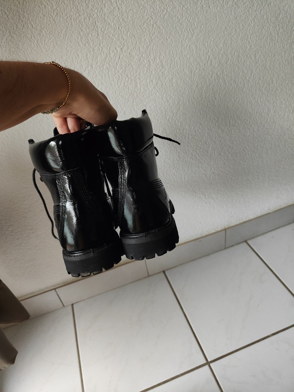 Chaussures femmes: Bottes Timberland noires – Neuf (Voir description) à Prez-vers-Noréaz par MarinAcores89 1