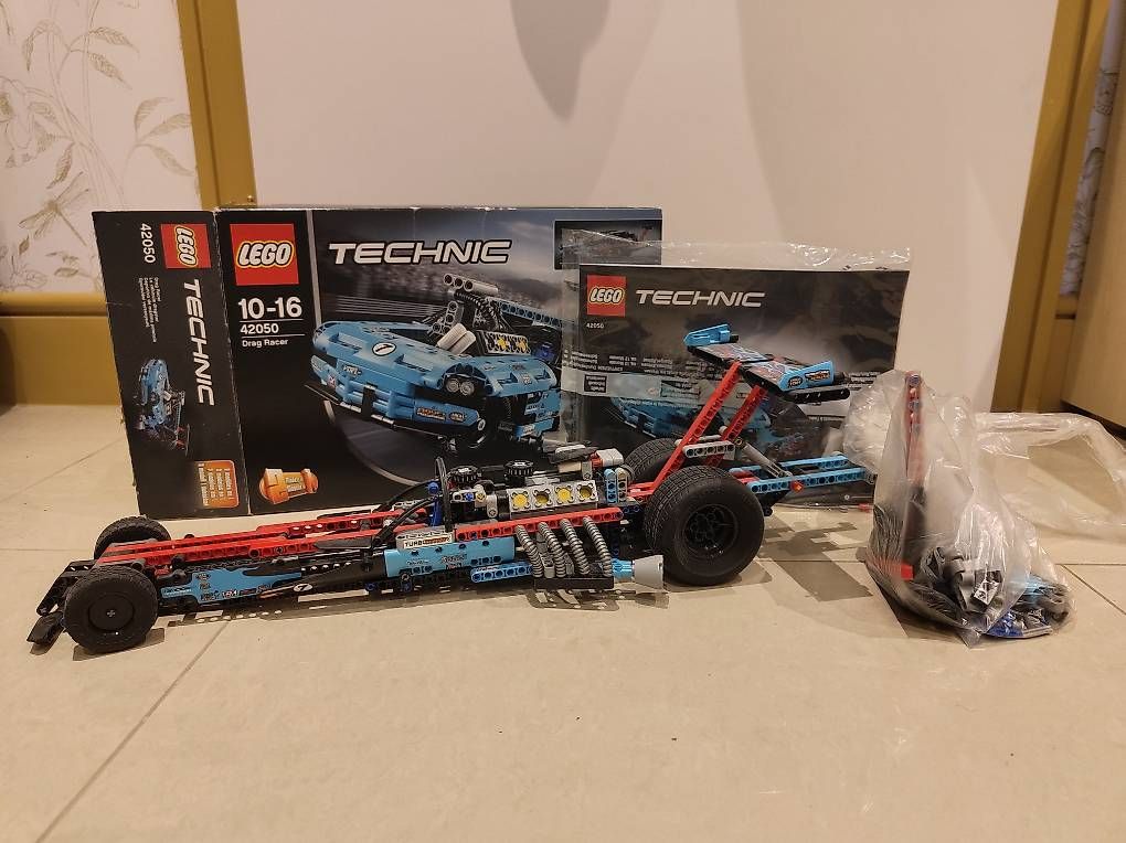 Spielzeuge: Lego Technik 42050 Drag racer 2 in 1 – Gebraucht aus Frutigen von Daniel_Fru