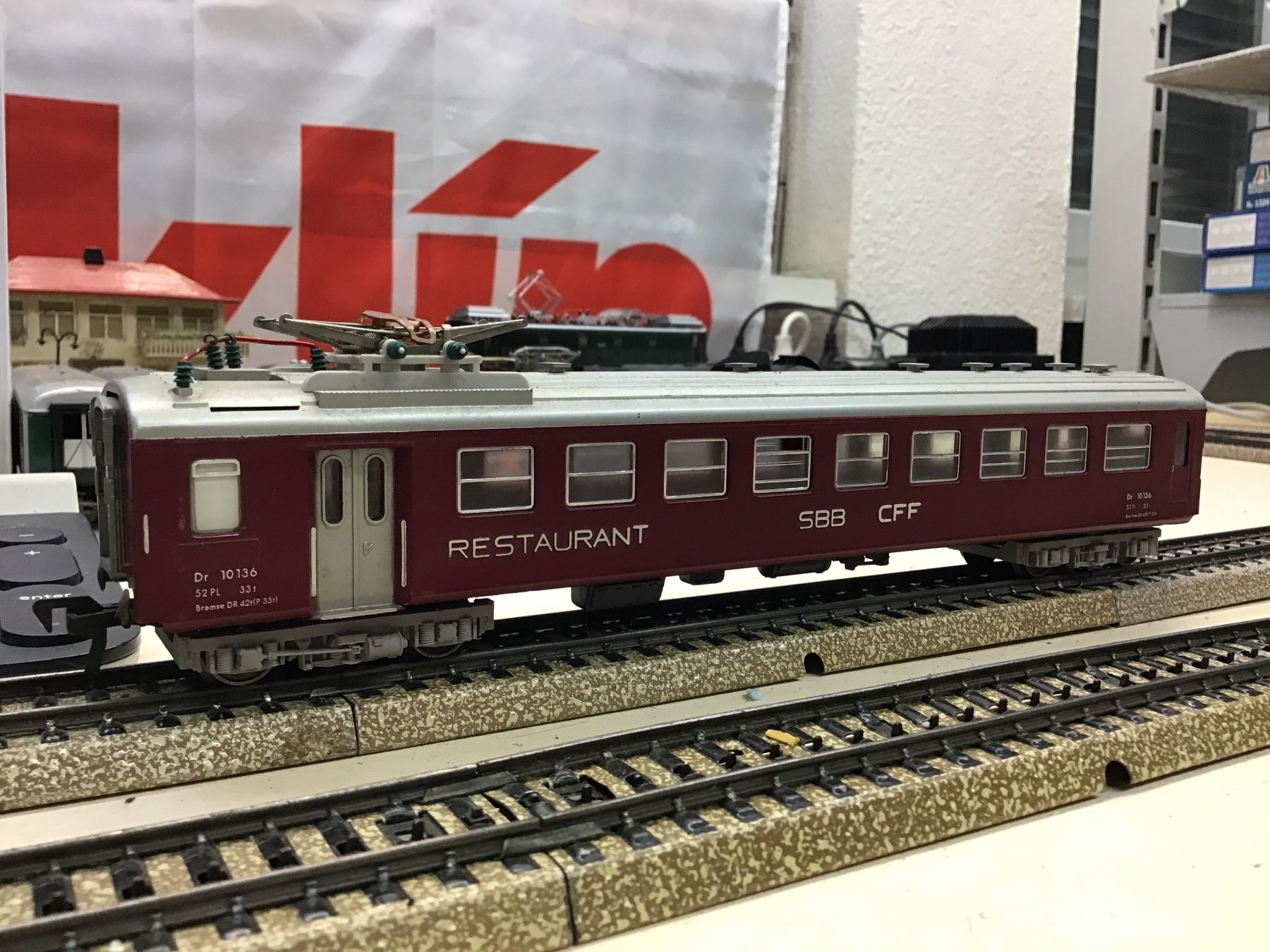 Fleischmann Modelleisenbahnen: SBB CFF Speisewagen, Fleischmann Spur H0 - Gepflegtes Modell – Gebraucht aus Männedorf von Spezial-Modelle 1
