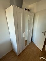 Kleiderschrank mit Spiegel, 2 Türen, neuwertig