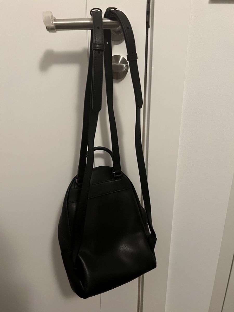 Karl Lagerfeld Rucksäcke: Sac à dos KARL LAGERFELD en cuir – Neu (gemäss Beschreibung) aus Forel (Lavaux) von julie13 4