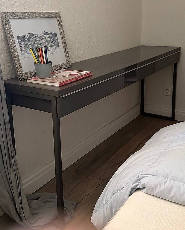 Bureaux: Bestå desk, IKEA  – D'occasion à Epalinges par flo_7p8m