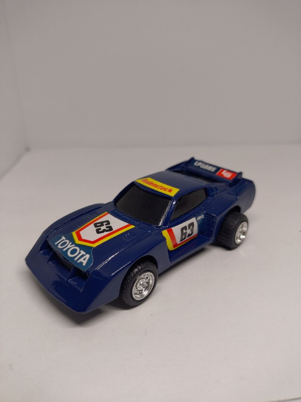AMT/ERTL Modellini d'auto: ERTL Toyota à friction 1/48  – Usato da La Chaux-de-Fonds venduto da Pierrot8404 1