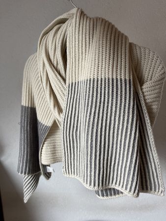 Kuscheliger Winterschal XXL gestrickt beige grau Madison