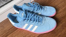 Adidas Gazelle  Hellblau / Rosa Sohle  Gr. 47 (US 12,5)