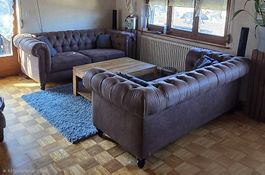 Wunderschöne 2x Chesterfield "3"-Sitzer Sofas