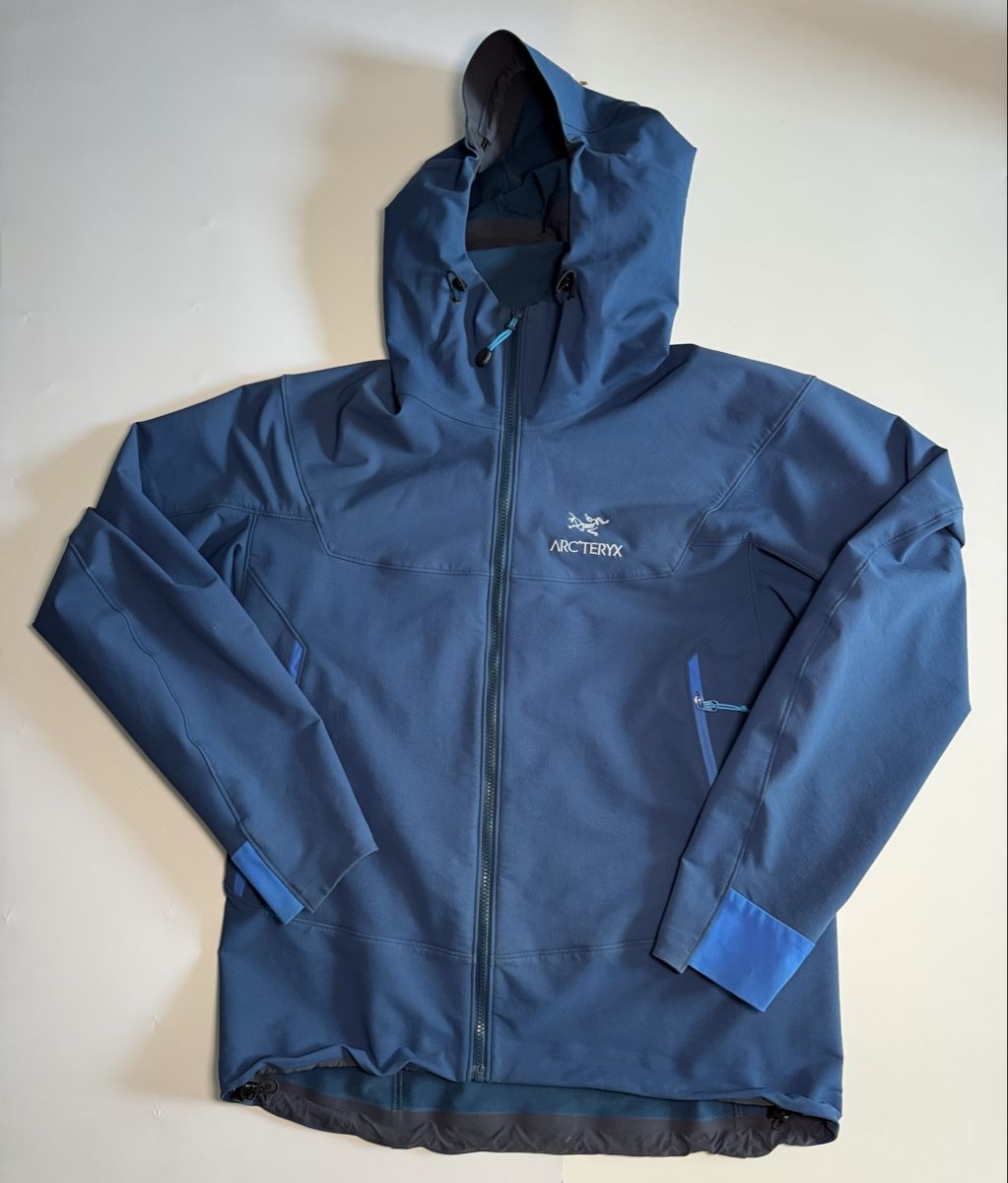 Arcteryx Jacken: VESTE ARCTERYX SOFTSHELL – Neu (gemäss Beschreibung) aus Vionnaz von b_f_d_r_g